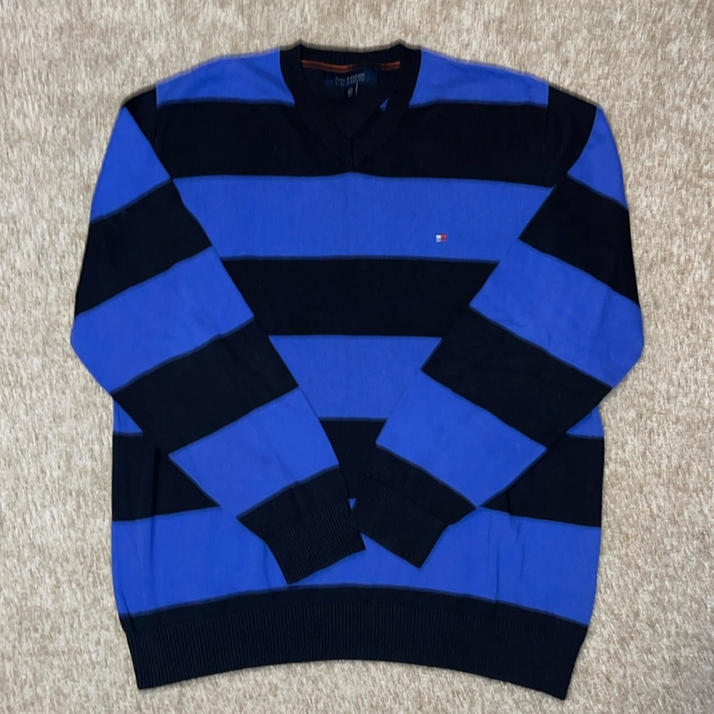 Tommy Hilfiger Men’s Crewneck Knit Sweater(USED)